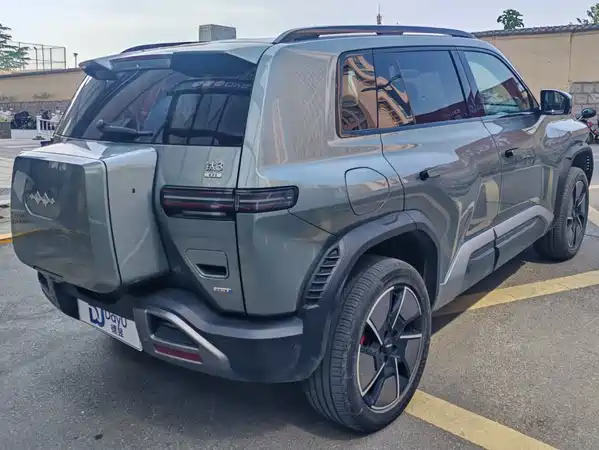 Fangchengbao Titanium 3 2025