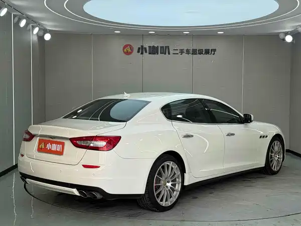 Maserati Quattroporte 2015