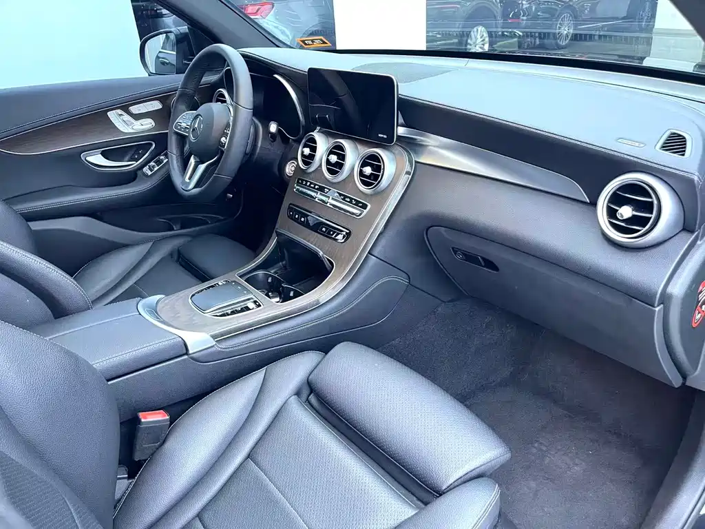 Mercedes-Benz GLC 2022 — фото 10