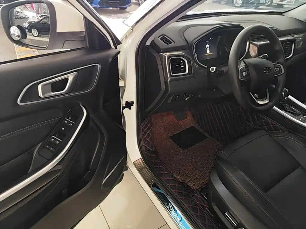 Chery Tiggo 8 2018 — фото 16