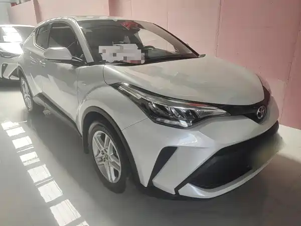 Toyota C-HR 2023