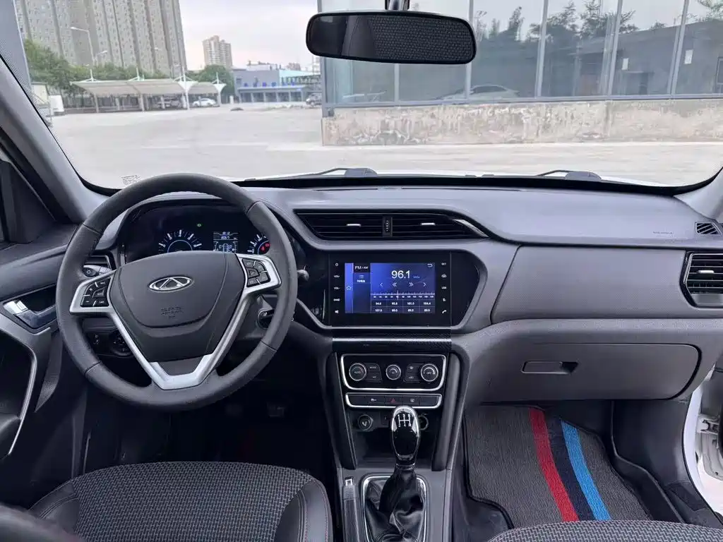 Chery Tiggo 3 2018 — фото 14