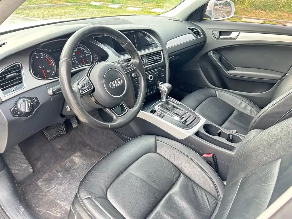 Audi A4L 2016 — фото 11