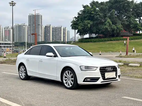 Audi A4L 2016