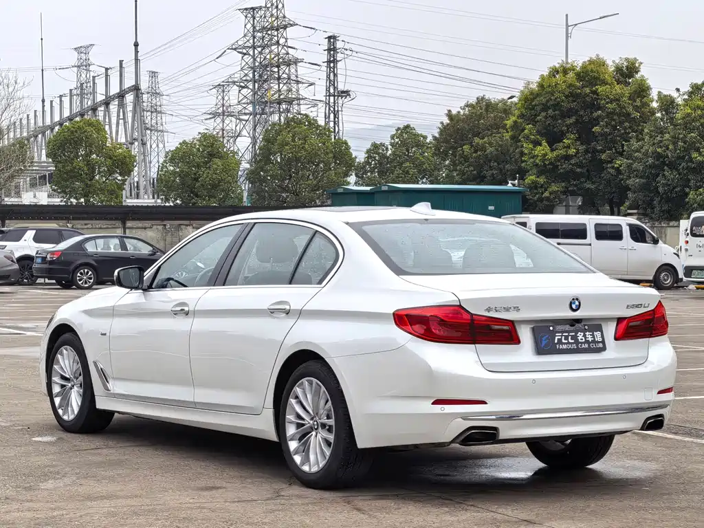 BMW 5 Series 2018 — фото 4