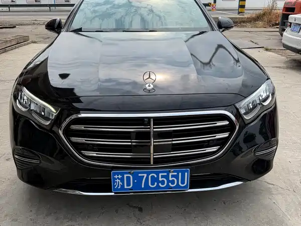 Mercedes-Benz E-Class 2024
