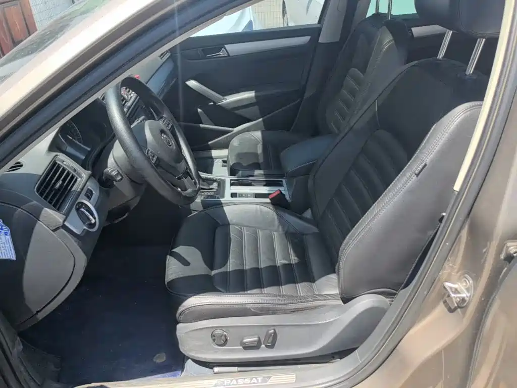 Volkswagen Passat 2015 — фото 15