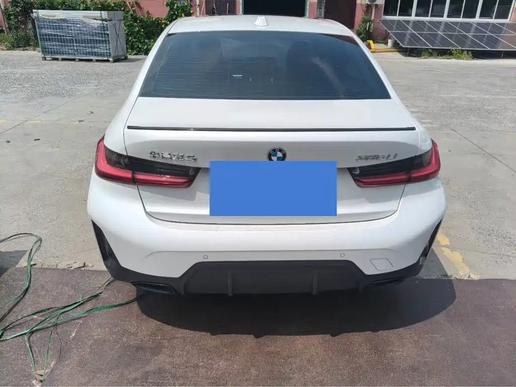 BMW 3 Series 2023