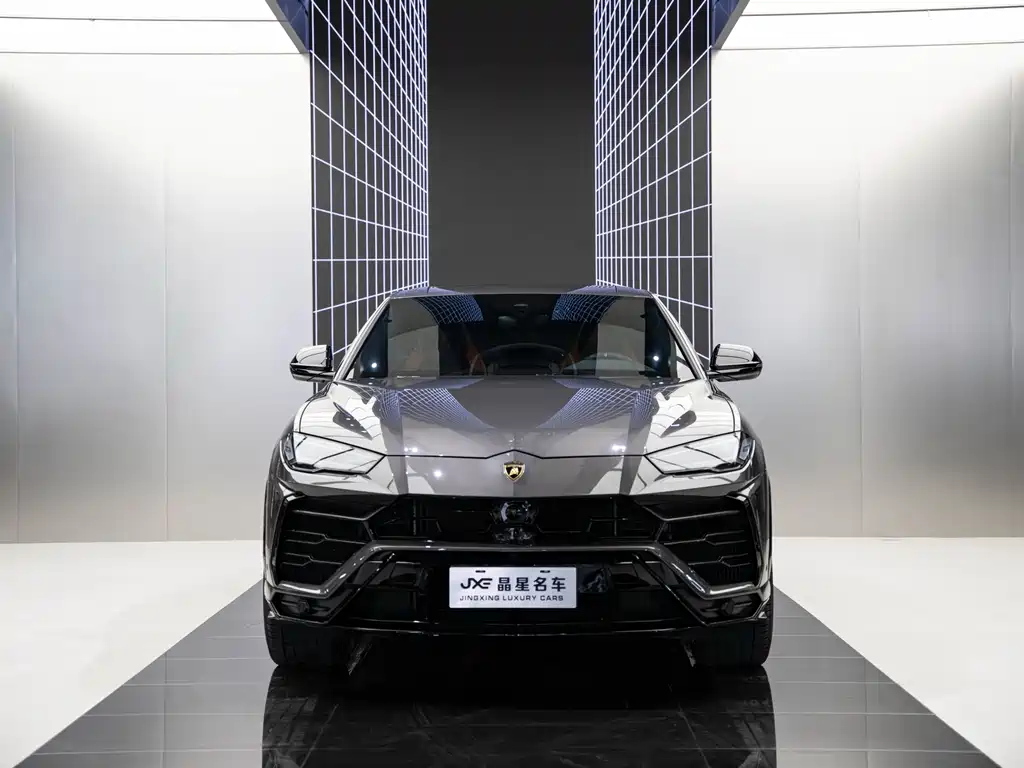 Lamborghini Urus 2022 — фото 2