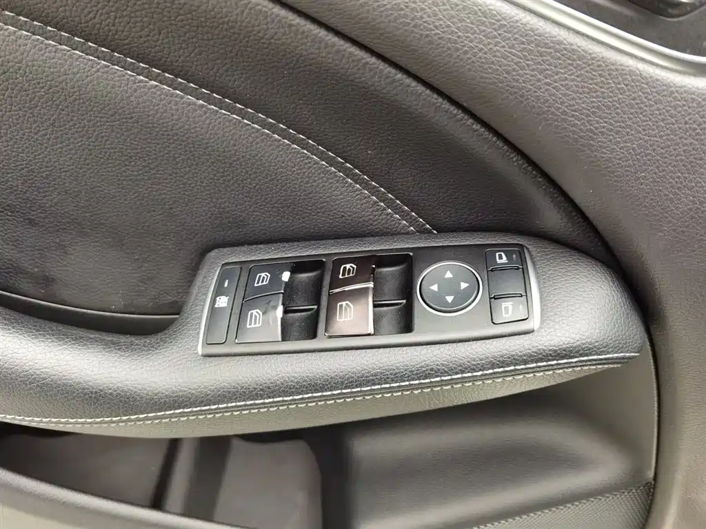 Mercedes-Benz B-Class 2015 — фото 9