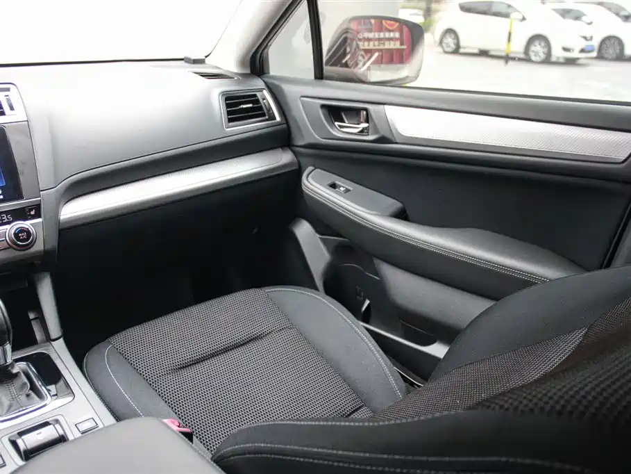 Subaru Outback 2015 — фото 14