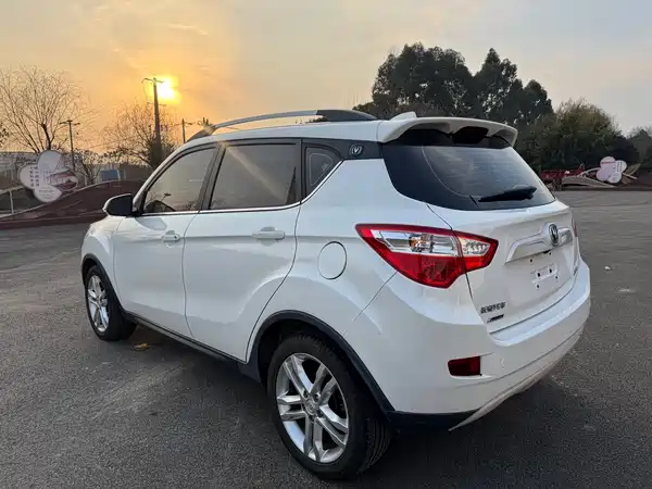 Changan CS35 2016