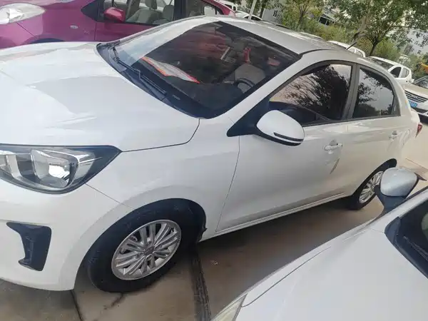 Kia Pegas 2019