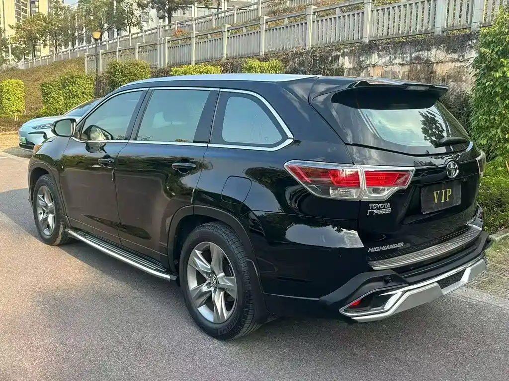 Toyota Highlander 2017 — фото 9