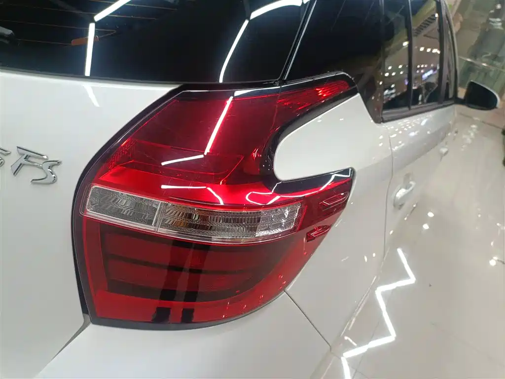 Toyota Vios FS 2020 — фото 24