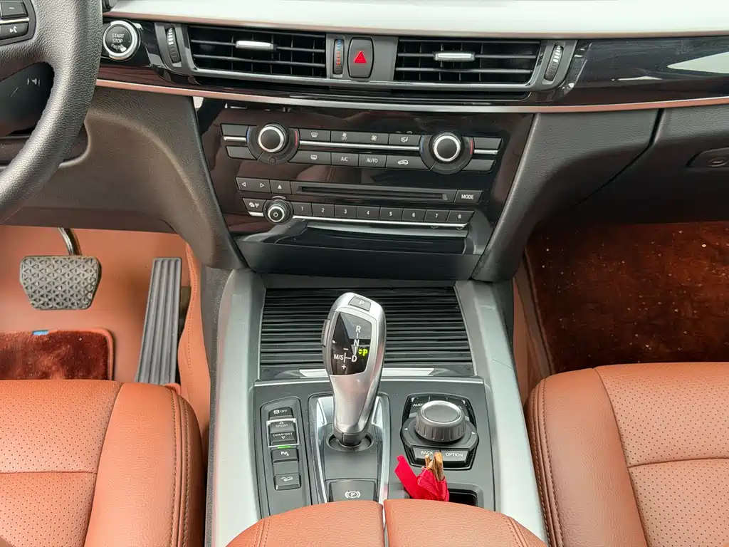 BMW X5 2018 — фото 16