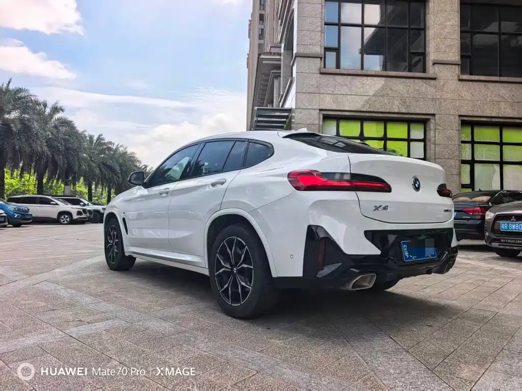 BMW X4 2022 — фото 10