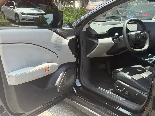 Zeekr 007 2024