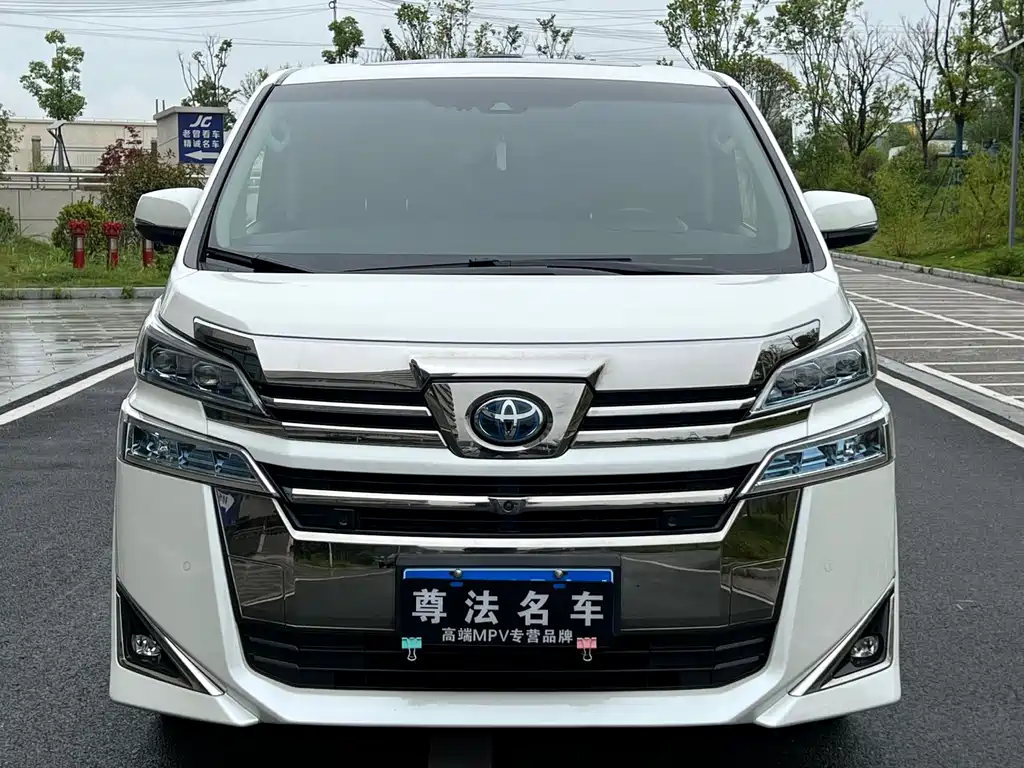 Toyota Vellfire 2021 — фото 2