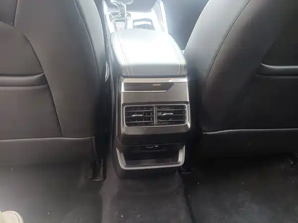 Geely Xingrui 2021