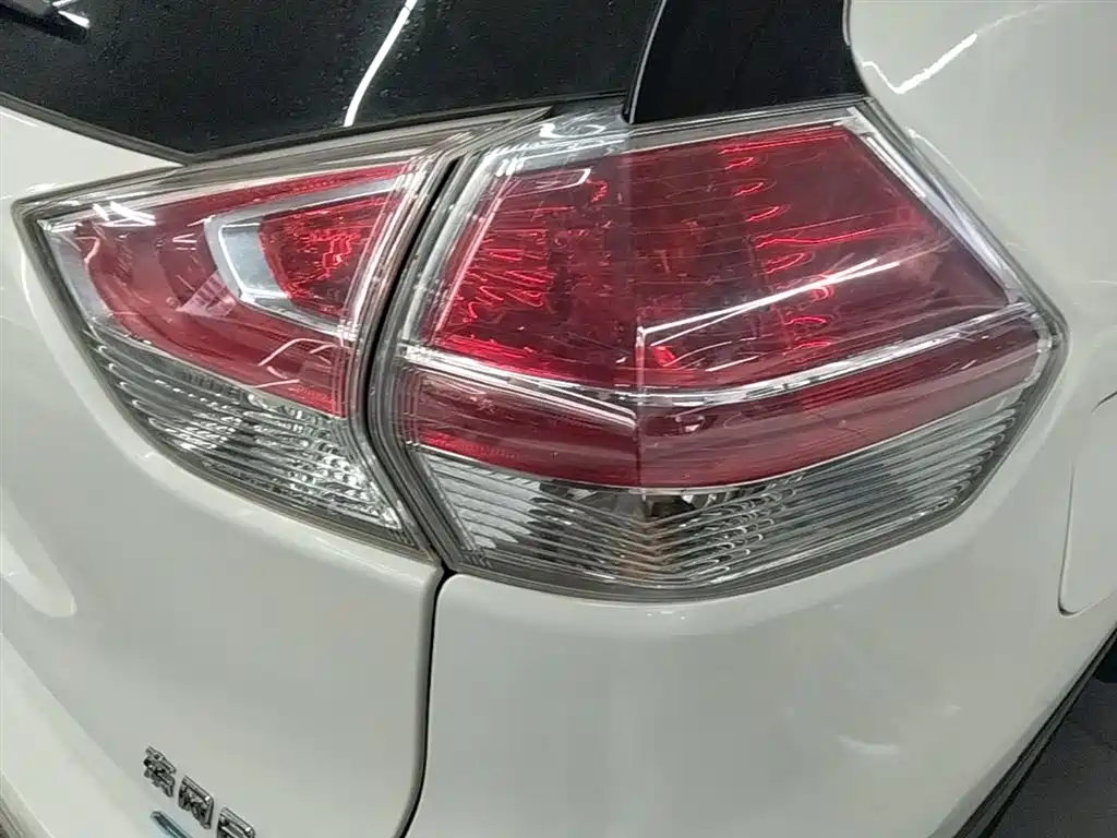 Nissan X-Trail 2015 — фото 8