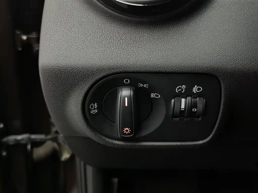 Audi A1 2013 — фото 21