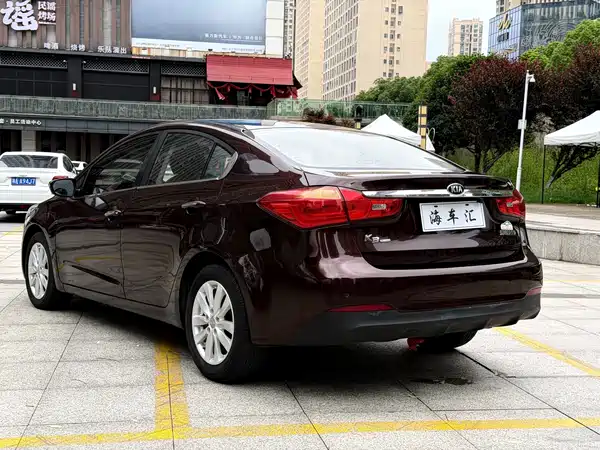 Kia K3 2015