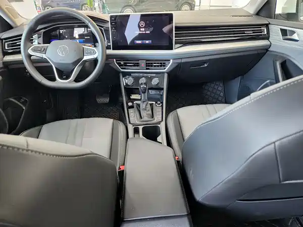 Volkswagen Sagitar 2026