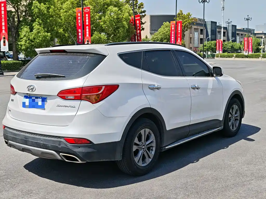 Hyundai Santa Fe 2015 — фото 3