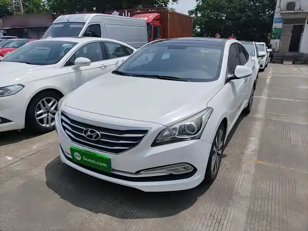 Hyundai Mistra 2014