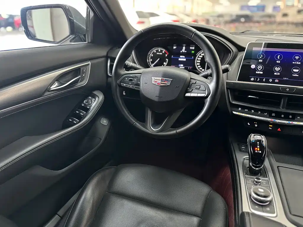 Cadillac CT5 2022 — фото 12