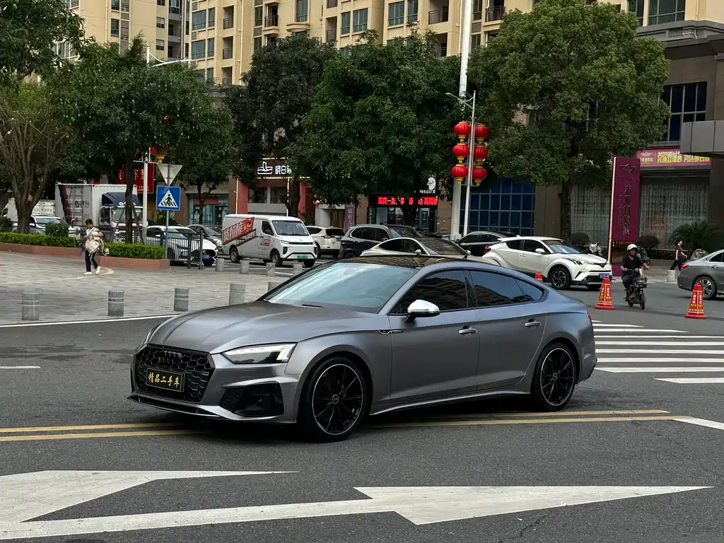 Audi A5 2021 — фото 1