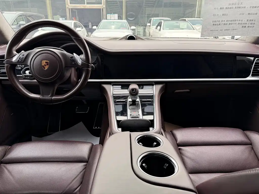 Porsche Panamera 2016 — фото 10