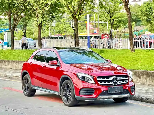 Mercedes-Benz GLA 2019