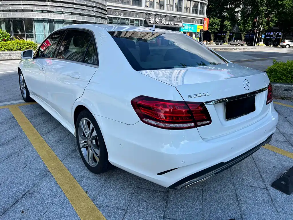 Mercedes-Benz E-Class 2015 — фото 5