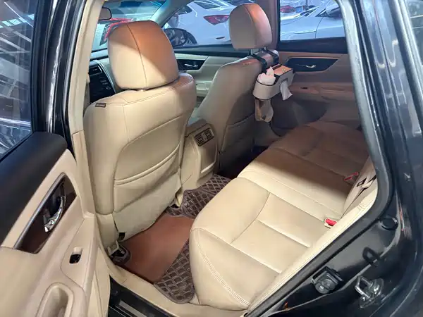 Nissan Teana 2015