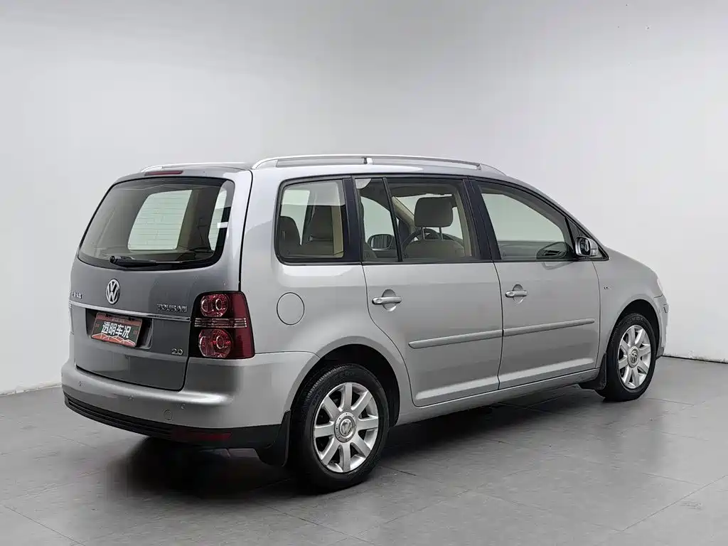 Volkswagen Touran 2010