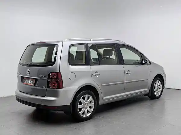 Volkswagen Touran 2010