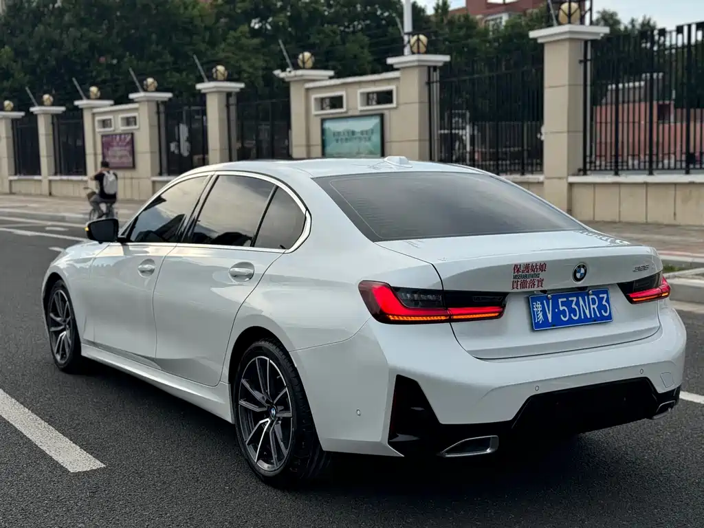 BMW 3 Series 2025