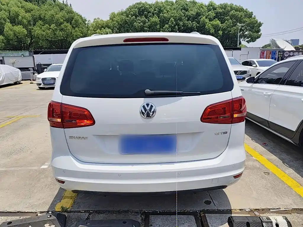 Volkswagen Sharan 2015 — фото 6