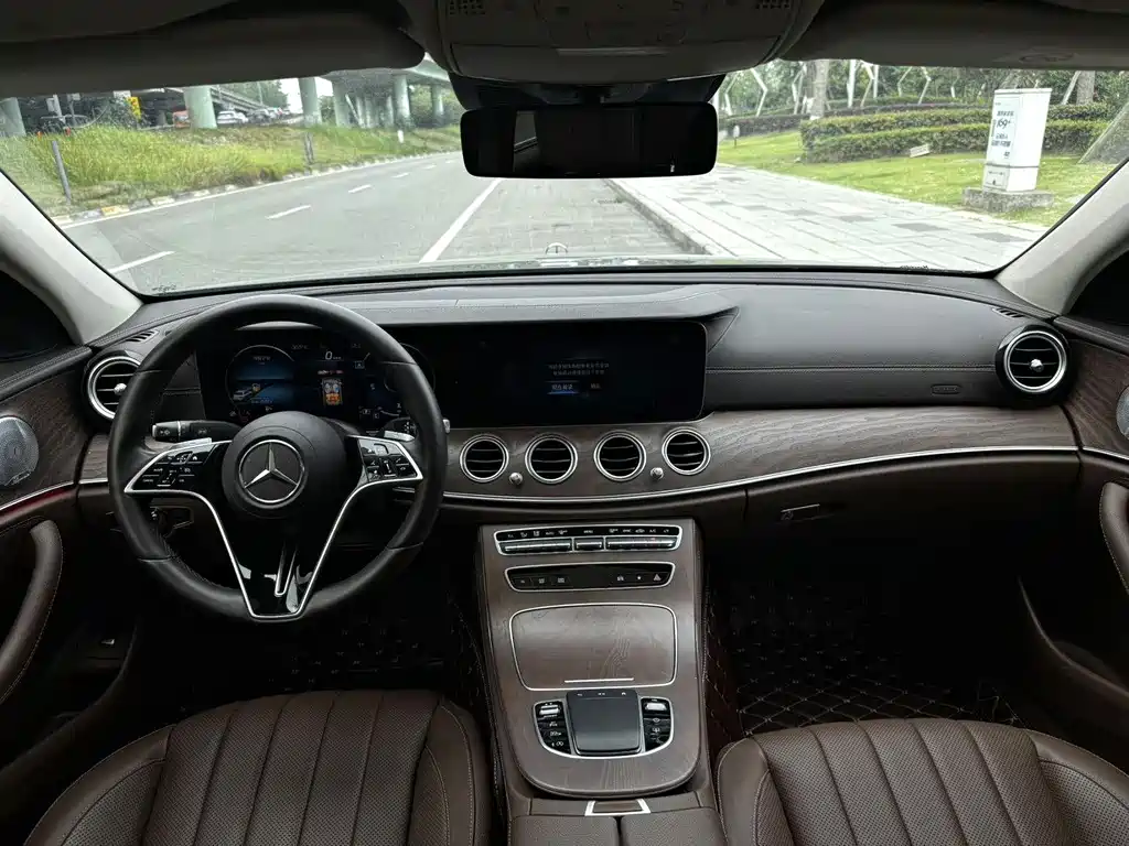 Mercedes-Benz E-Class 2020 — фото 7