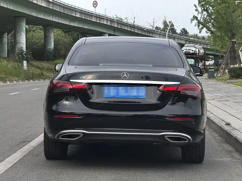 Mercedes-Benz E-Class 2020 — фото 14