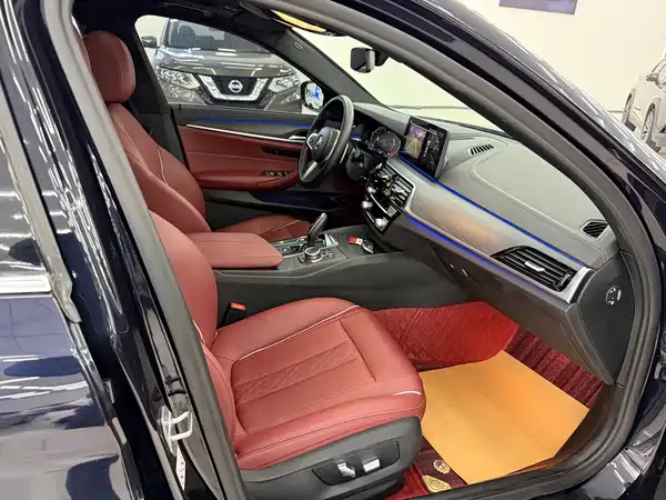 BMW 5 Series 2022
