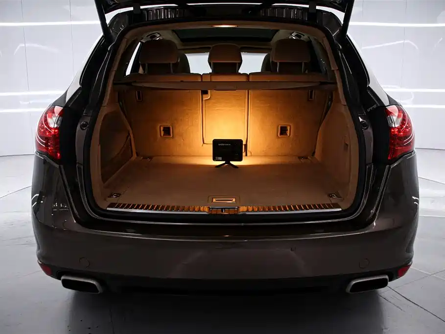 Porsche Cayenne 2013 — фото 15