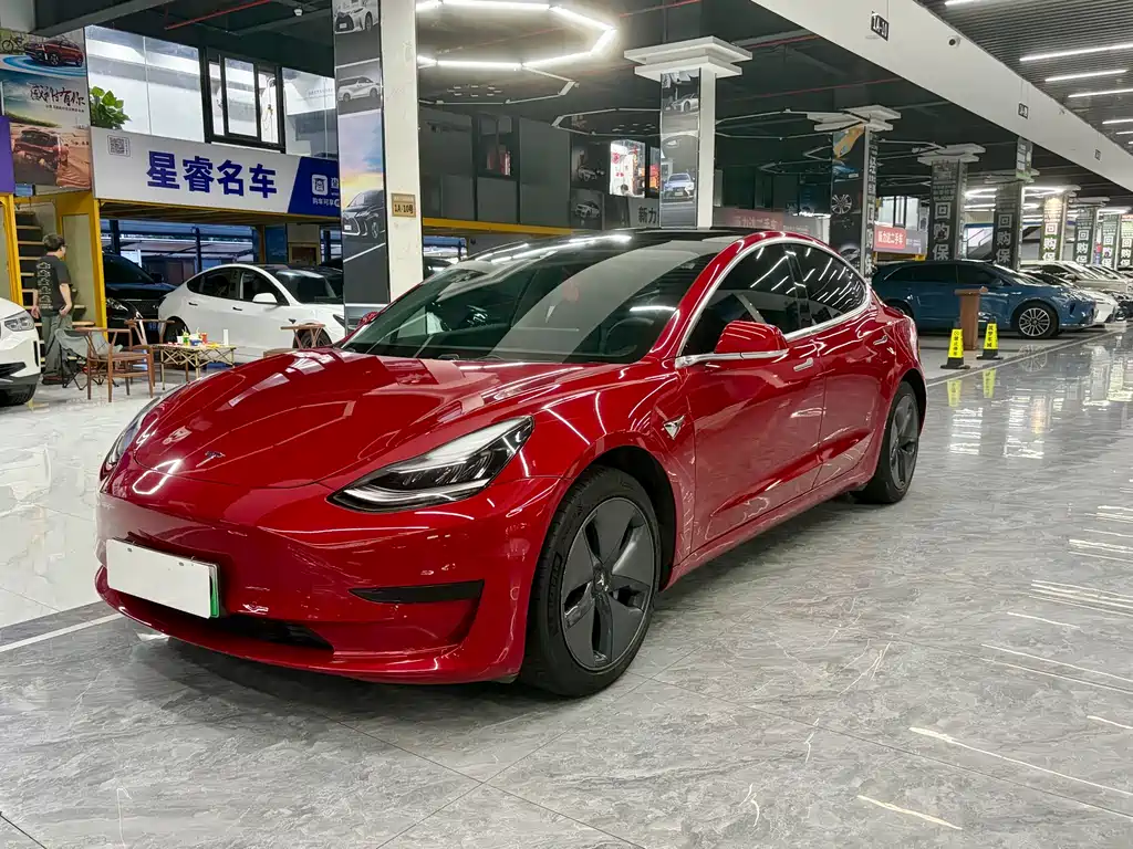 Tesla Model 3 2020 — фото 1