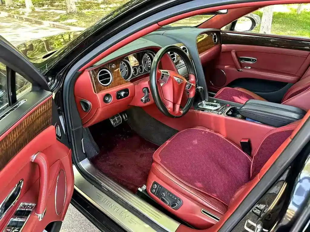 Bentley Flying Spur 2015 — фото 7