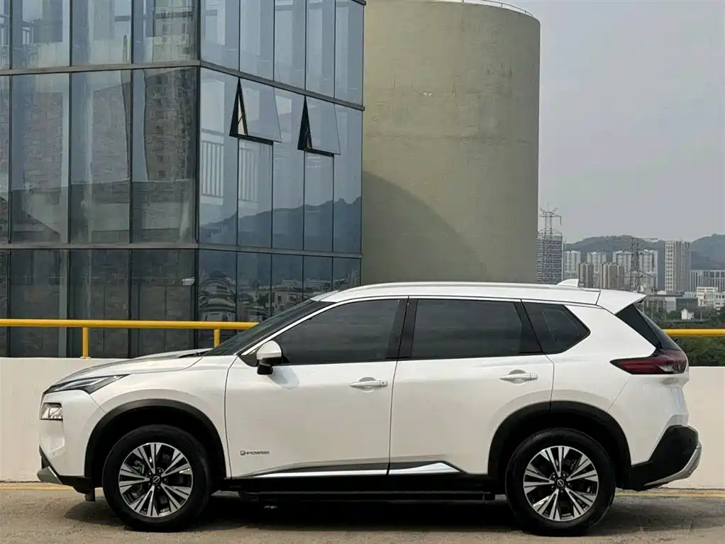 Nissan X-Trail 2023 — фото 13