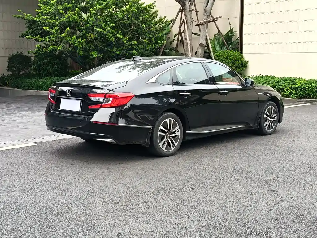 Honda Accord 2021 — фото 4