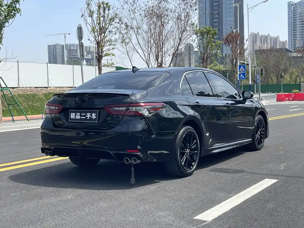 Toyota Camry 2023 — фото 22