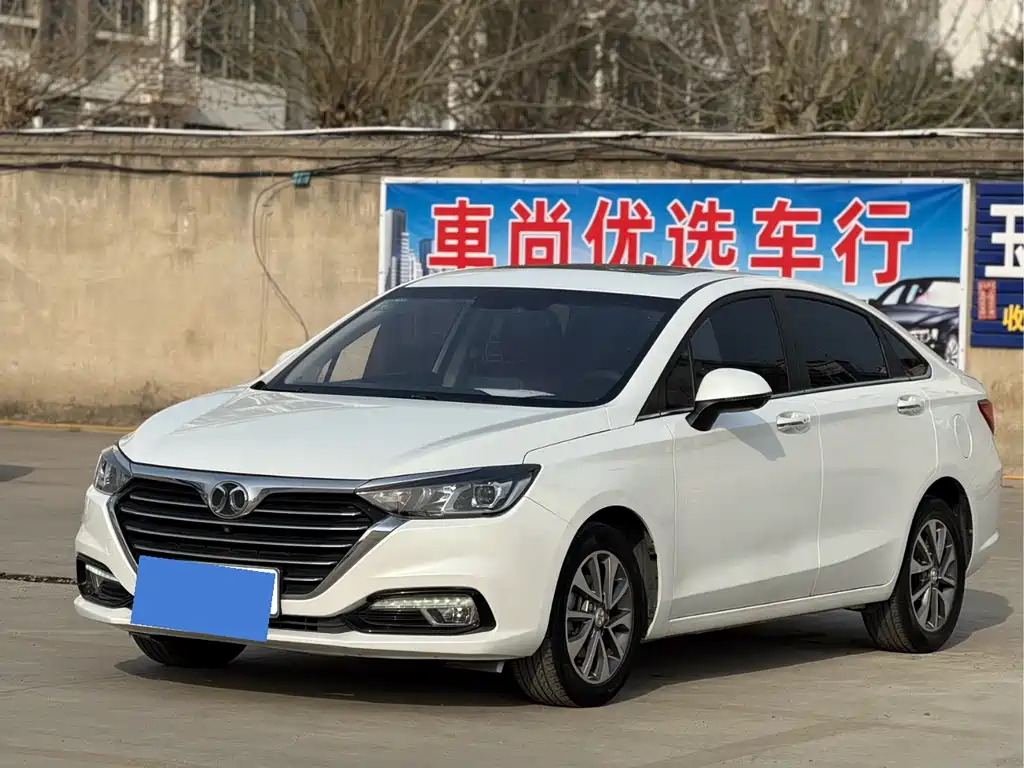 BAIC Senova D50 2019 — фото 2